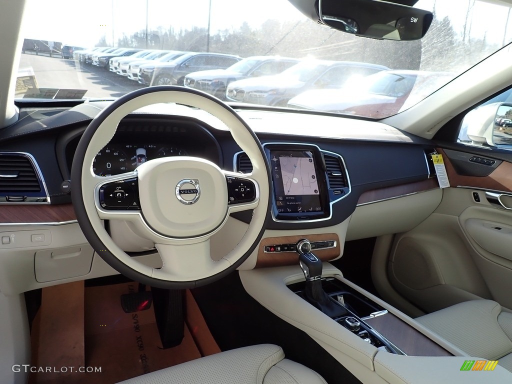 2020 Volvo XC90 T6 AWD Inscription Dashboard Photos