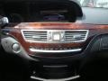 Black - S 550 Sedan Photo No. 22
