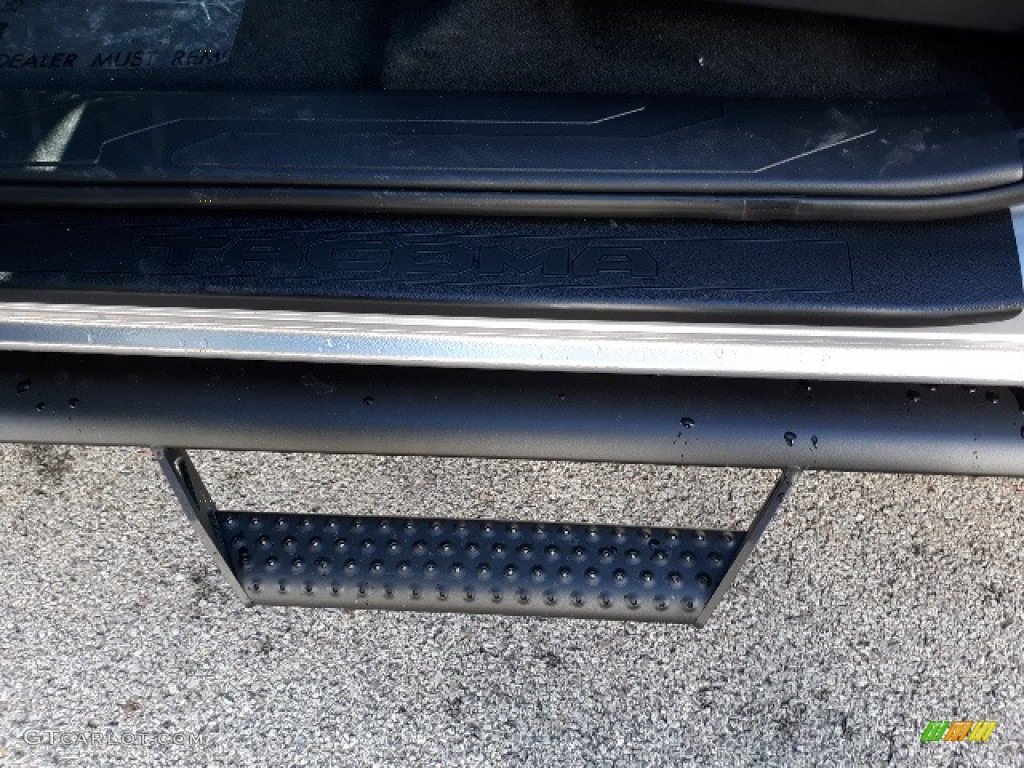 2020 Tacoma TRD Off Road Double Cab 4x4 - Silver Sky Metallic / TRD Cement/Black photo #23