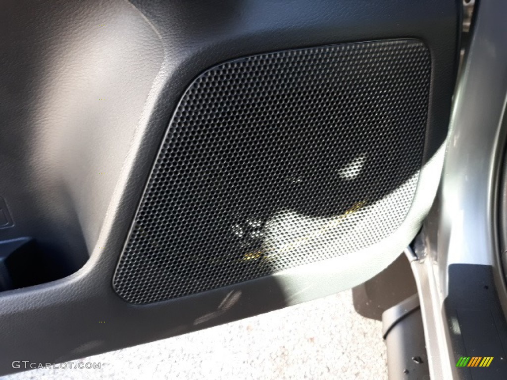 2020 Tacoma TRD Off Road Double Cab 4x4 - Silver Sky Metallic / TRD Cement/Black photo #25