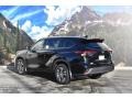 2020 Midnight Black Metallic Toyota Highlander XLE AWD  photo #3