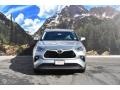 2020 Celestial Silver Metallic Toyota Highlander XLE AWD  photo #2