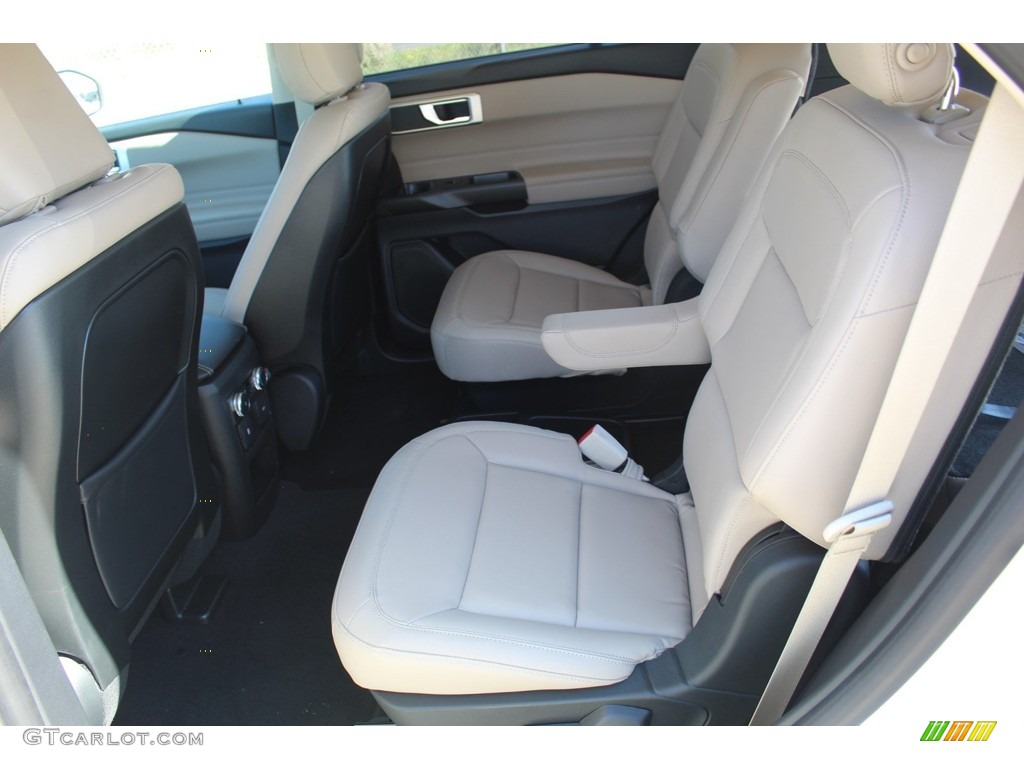 2020 Explorer XLT - Star White Metallic Tri-Coat / Sandstone photo #19