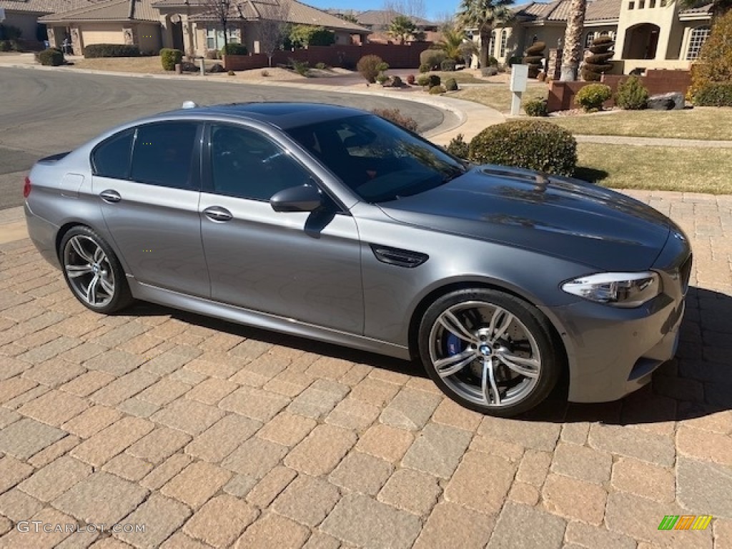 2013 M5 Sedan - BMW Individual Amazonite Silver Metallic / Sakhir Orange photo #4