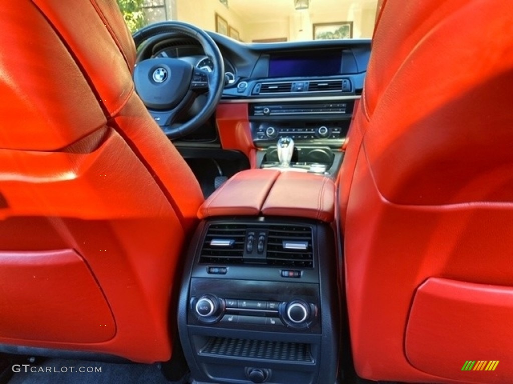 2013 M5 Sedan - BMW Individual Amazonite Silver Metallic / Sakhir Orange photo #11