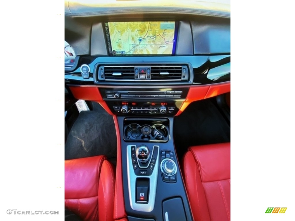 2013 M5 Sedan - BMW Individual Amazonite Silver Metallic / Sakhir Orange photo #27