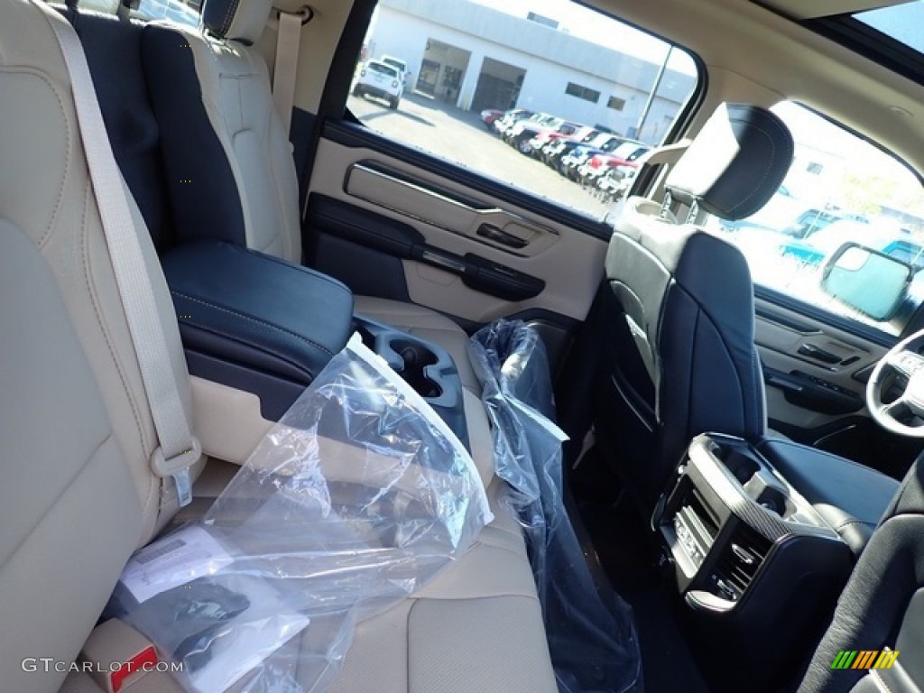 2020 1500 Limited Crew Cab 4x4 - Granite Crystal Metallic / Indigo/Frost photo #13