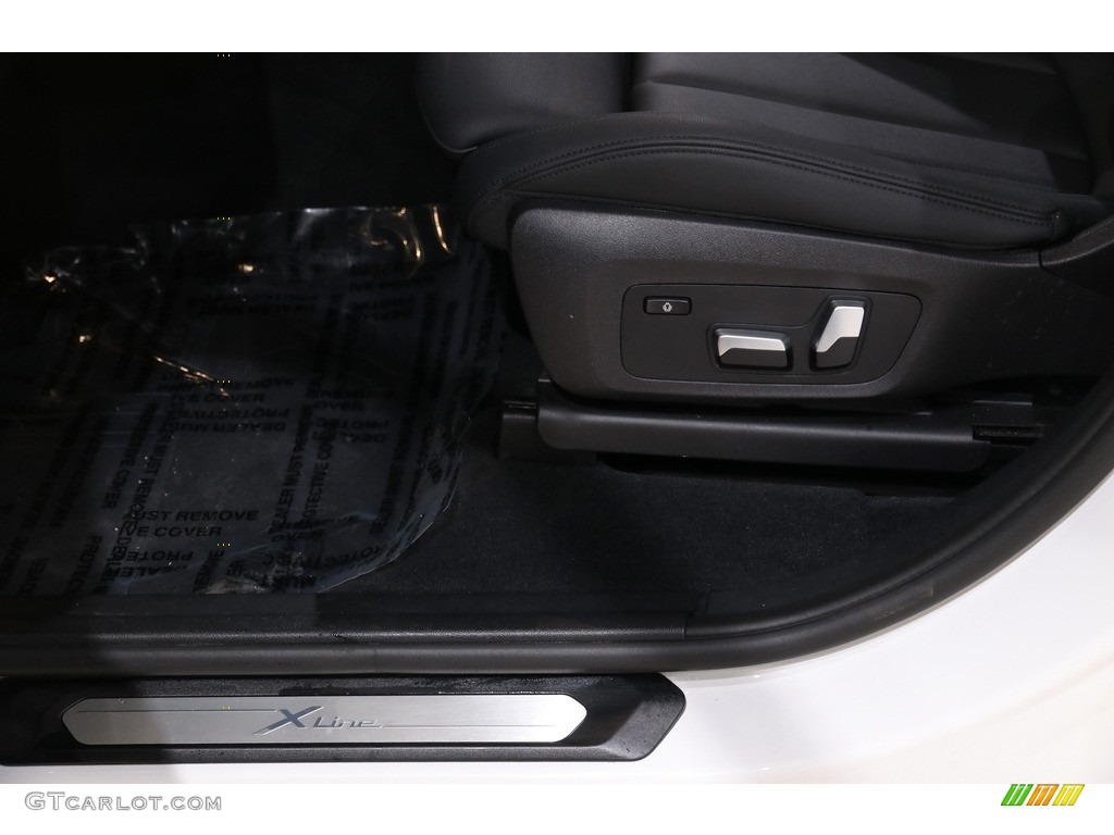 2020 X3 xDrive30i - Mineral White Metallic / Black photo #4