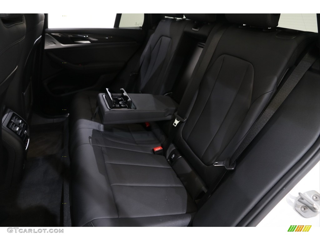 2020 X3 xDrive30i - Mineral White Metallic / Black photo #25