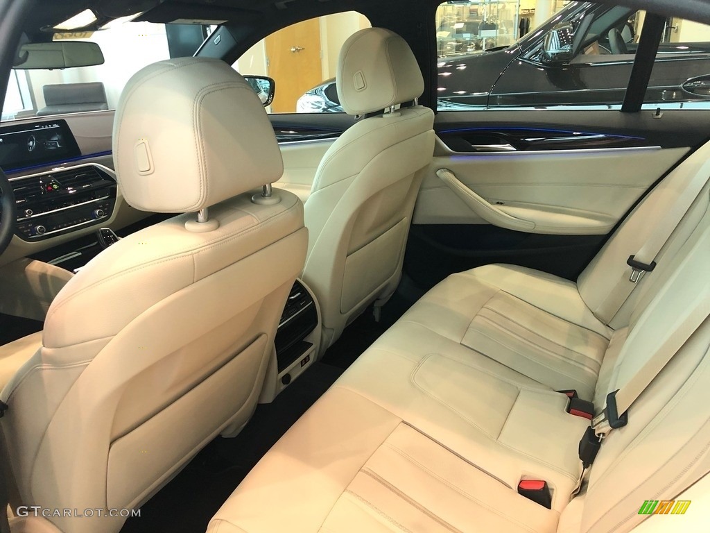 2020 5 Series 540i xDrive Sedan - Mineral White Metallic / Canberra Beige/Black photo #4