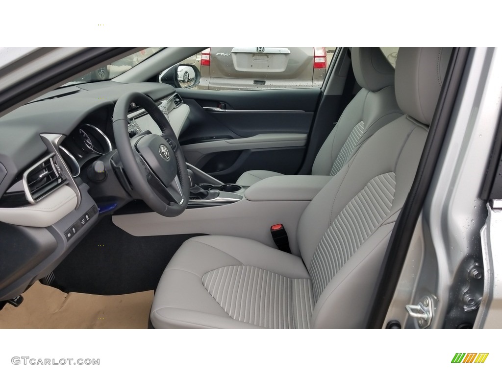 2020 Camry SE - Celestial Silver Metallic / Ash photo #2