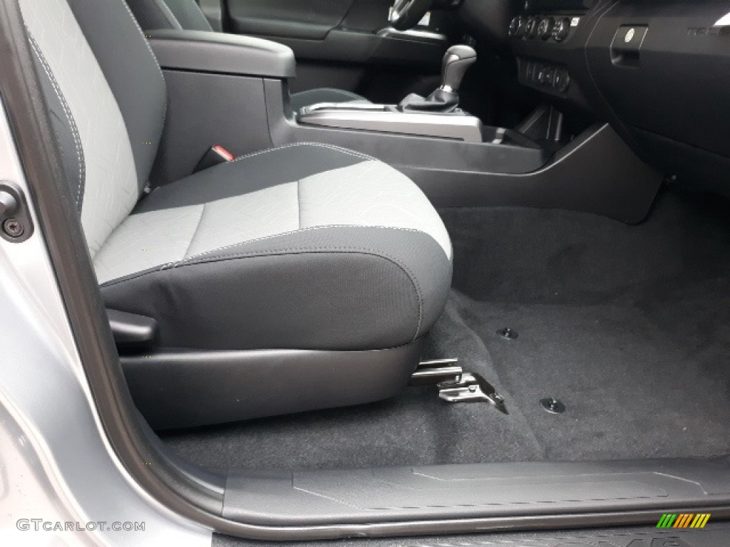 2020 Tacoma TRD Off Road Double Cab 4x4 - Silver Sky Metallic / TRD Cement/Black photo #42