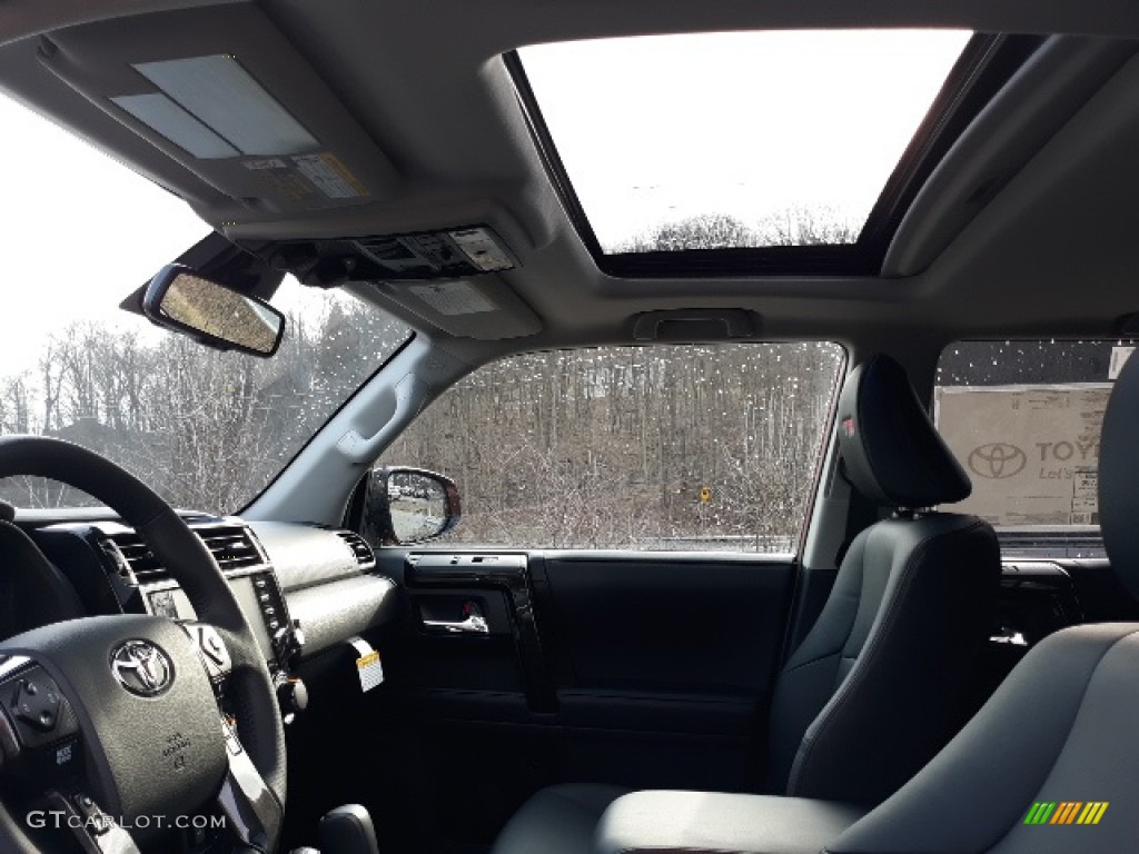 2020 4Runner Venture Edition 4x4 - Barcelona Red Metallic / Graphite photo #25