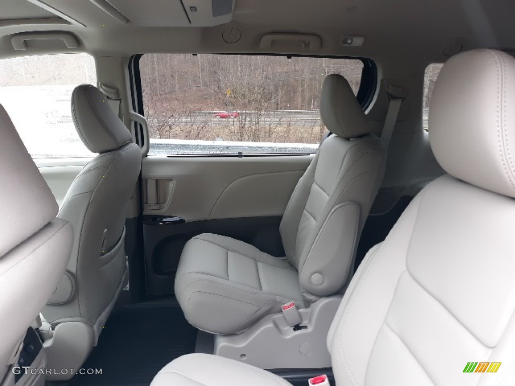 Dark Bisque Interior 2020 Toyota Sienna XLE AWD Photo #137346097