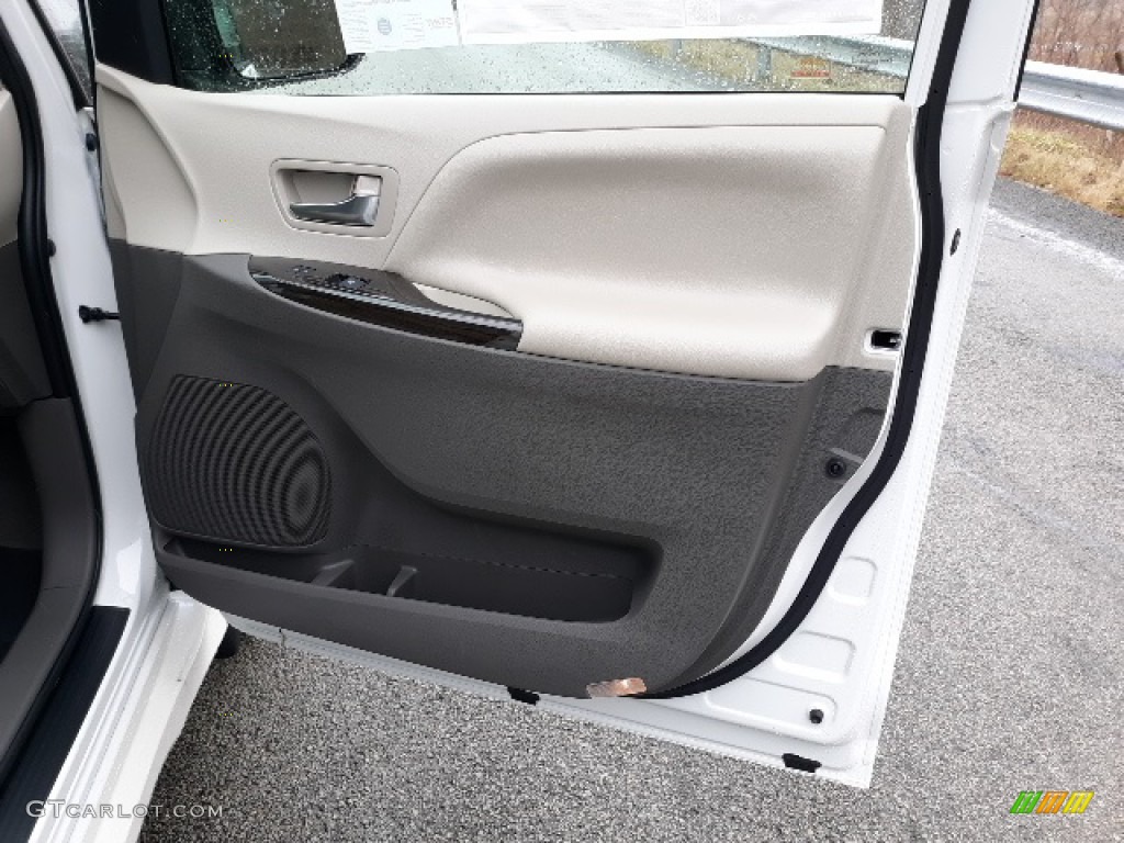 2020 Toyota Sienna XLE AWD Dark Bisque Door Panel Photo #137346436