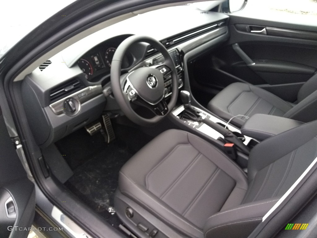 Titan Black Interior 2020 Volkswagen Passat R-Line Photo #137352085