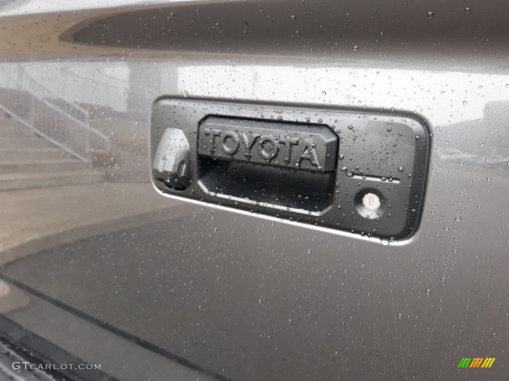 2020 Tundra TRD Off Road CrewMax 4x4 - Magnetic Gray Metallic / Black photo #47
