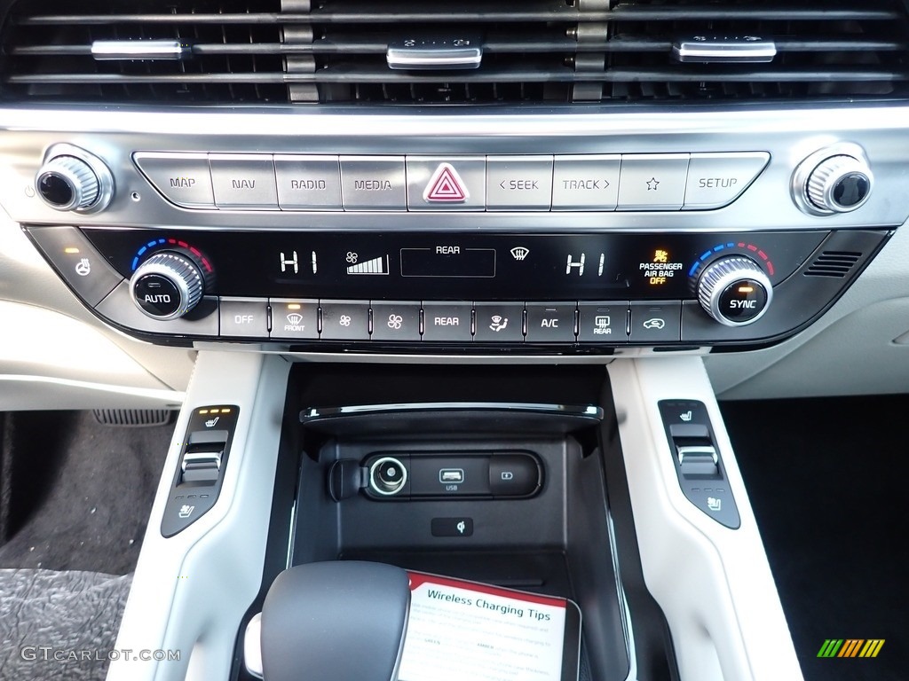 2020 Telluride EX AWD - Ebony Black / Gray photo #19