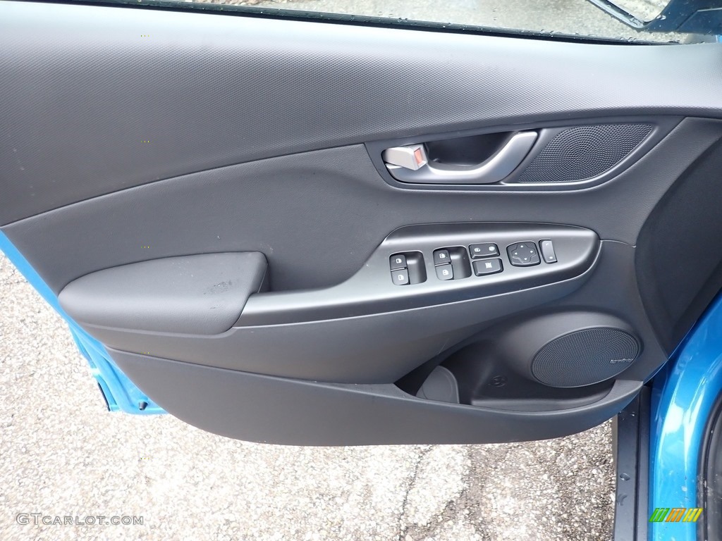 2020 Hyundai Kona Limited AWD Black Door Panel Photo #137373148