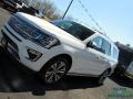Star White - Expedition Platinum Max 4x4 Photo No. 33