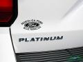 Star White - Expedition Platinum Max 4x4 Photo No. 37