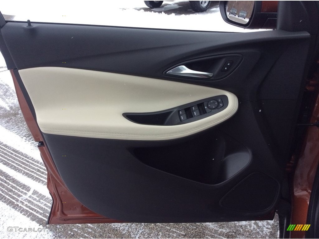 2020 Buick Encore GX Select AWD Whisper Beige Door Panel Photo #137402166