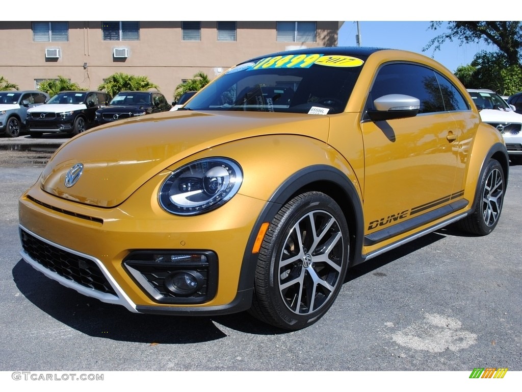 2017 Beetle 1.8T Dune Coupe - Sandstorm Yellow Metallic / Dune Gray/Black photo #5
