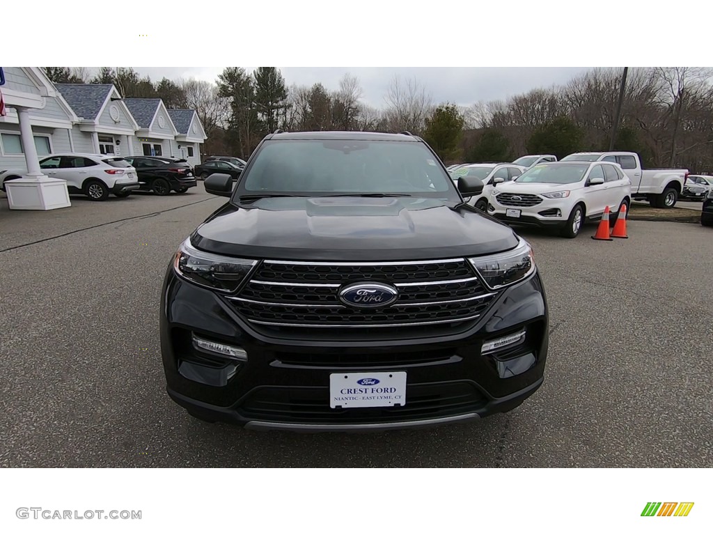 2020 Explorer XLT 4WD - Agate Black Metallic / Ebony photo #2