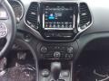 Granite Crystal Metallic - Cherokee Limited 4x4 Photo No. 13