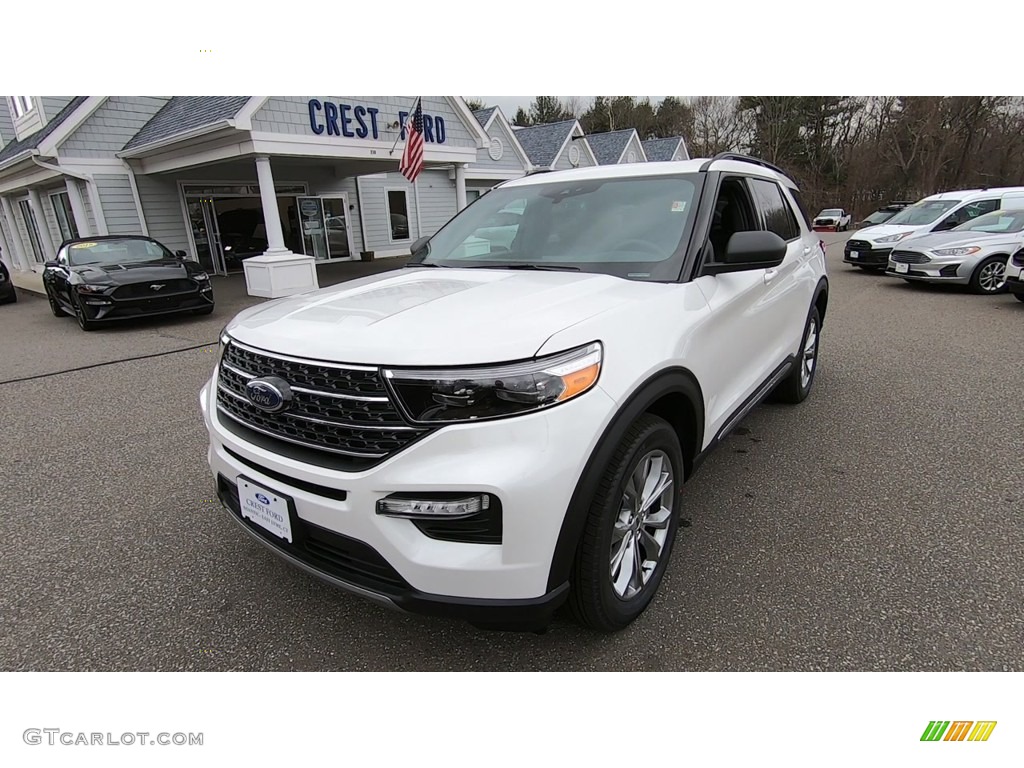 2020 Explorer XLT 4WD - Oxford White / Ebony photo #3