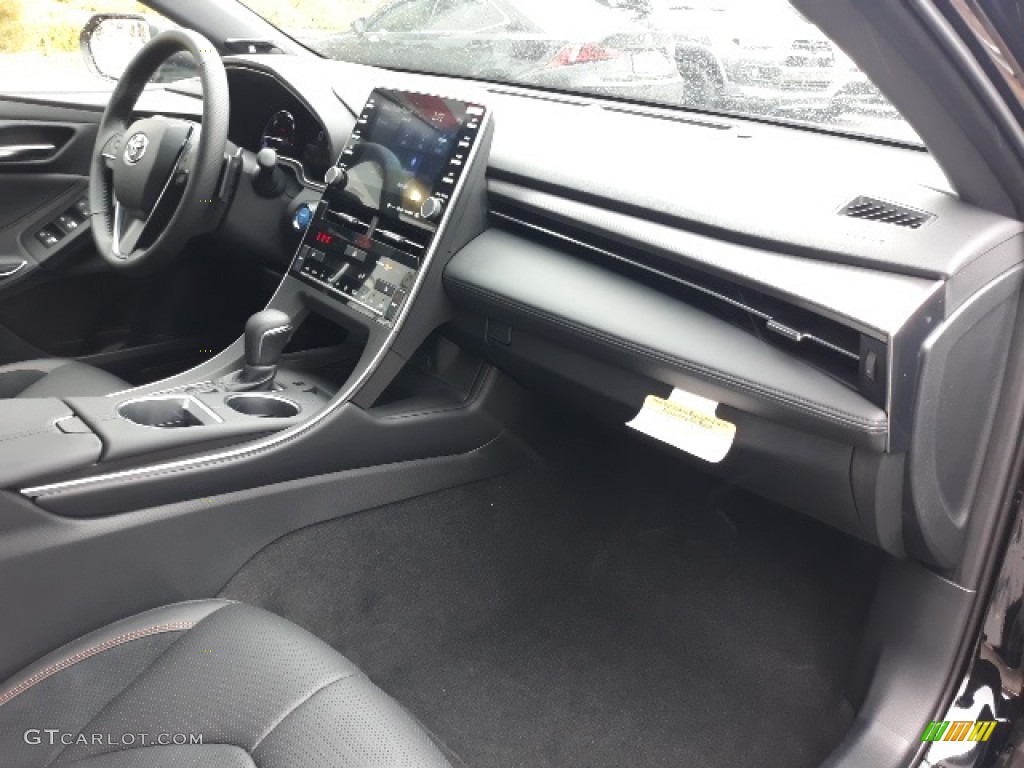 2020 Avalon Hybrid XSE - Midnight Black Metallic / Black photo #37