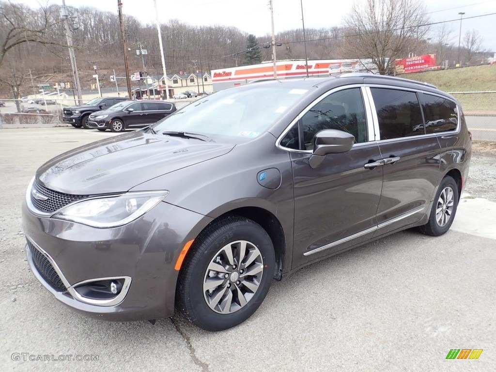 2020 Pacifica Hybrid Touring L - Granite Crystal Metallic / Black photo #1