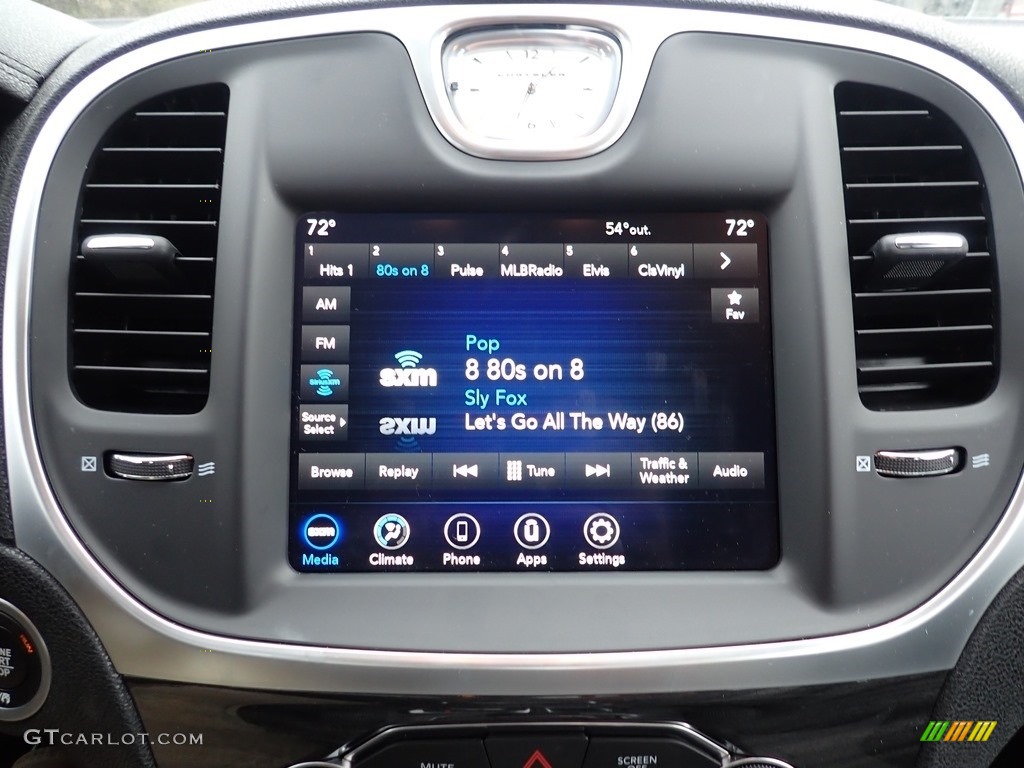 2020 Chrysler 300 Touring AWD Controls Photo #137435617