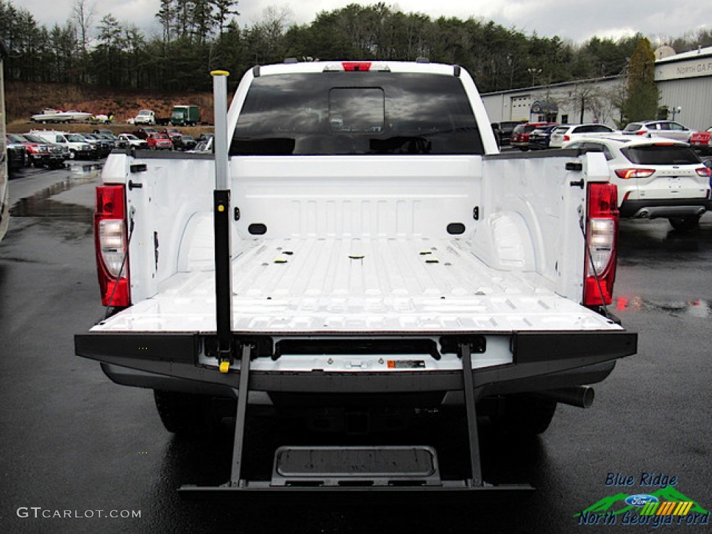 2020 F250 Super Duty STX Crew Cab 4x4 - Oxford White / Medium Earth Gray photo #13