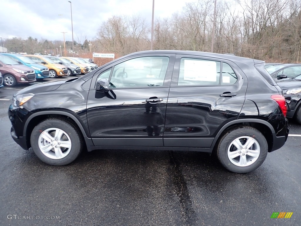 Mosaic Black Metallic 2020 Chevrolet Trax LS Exterior Photo #137448491