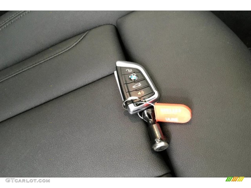 2020 BMW 3 Series 330i Sedan Keys Photo #137453705