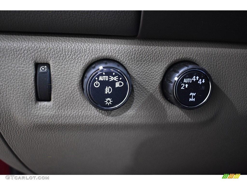 2020 GMC Canyon SLE Extended Cab 4WD Controls Photo #137467183