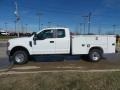 Oxford White - F350 Super Duty XL Regular Cab 4x4 Chassis Utility Truck Photo No. 5