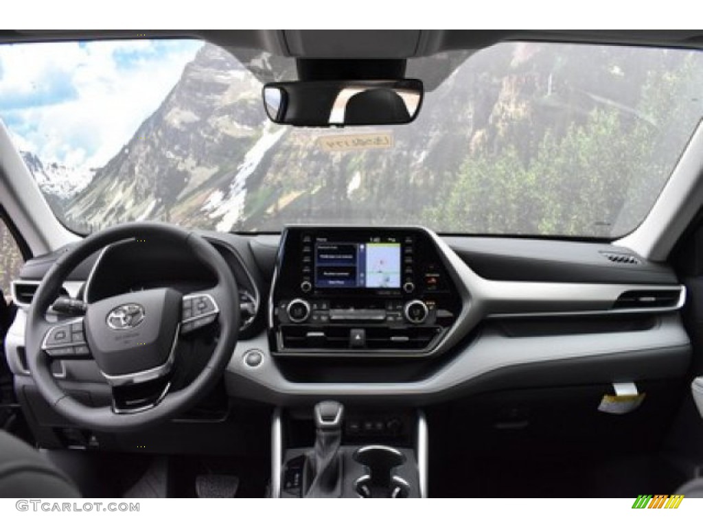2020 Toyota Highlander XLE AWD Graphite Dashboard Photo #137475642