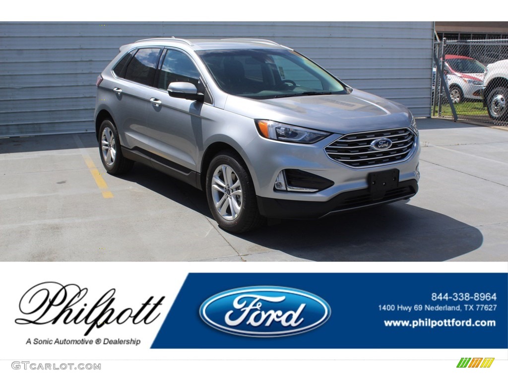 Iconic Silver Metallic Ford Edge