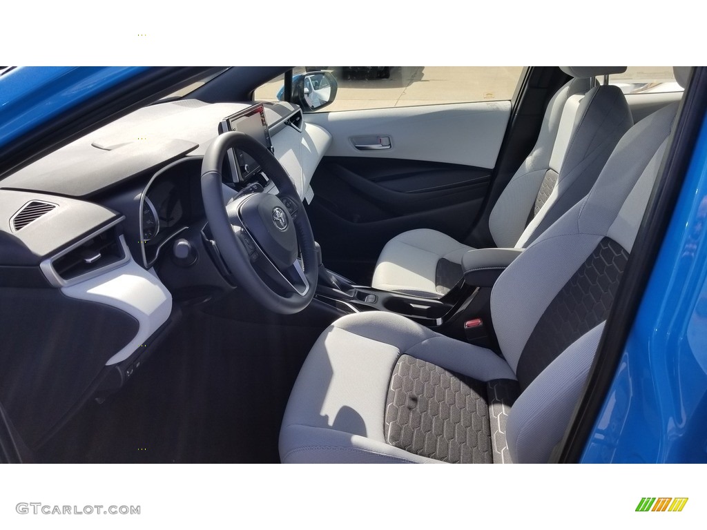 2020 Corolla Hatchback SE - Blue Flame / Moonstone photo #2
