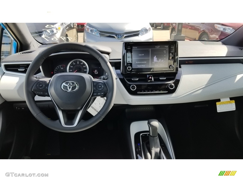 2020 Corolla Hatchback SE - Blue Flame / Moonstone photo #4