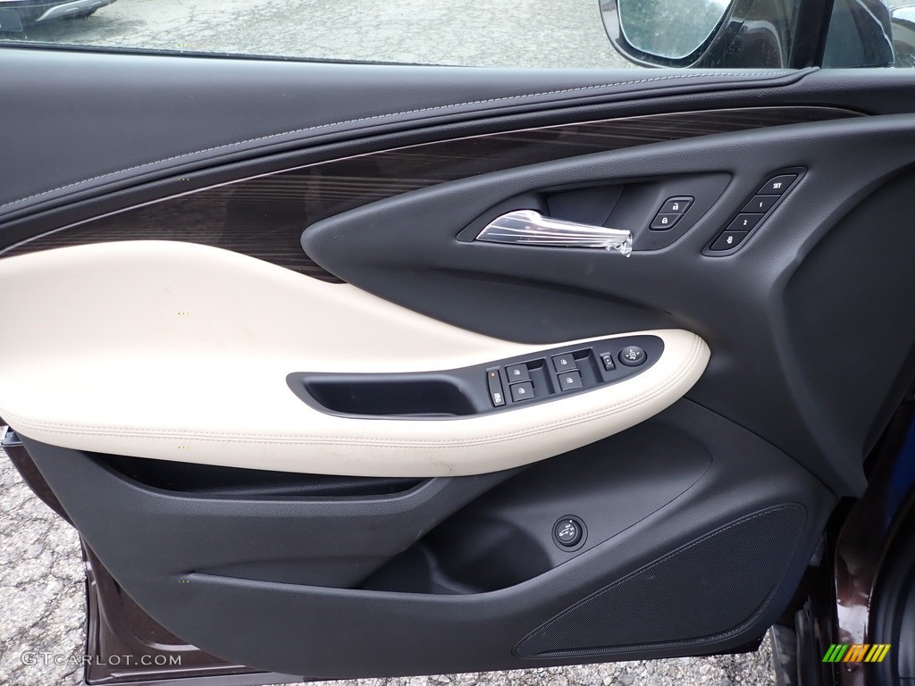 2020 Buick Envision Essence AWD Light Neutral Door Panel Photo #137492993