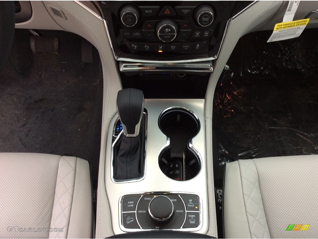 2020 Jeep Grand Cherokee Summit 4x4 Transmission Photos