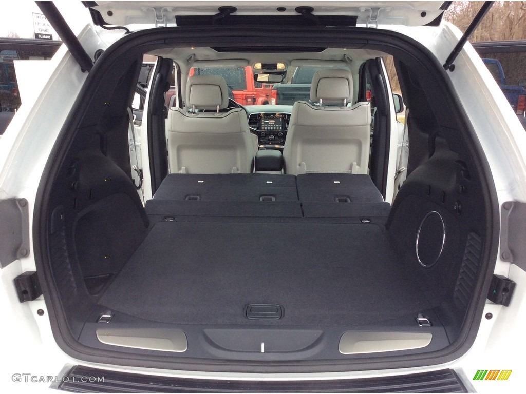 2020 Jeep Grand Cherokee Summit 4x4 Trunk Photo #137495545