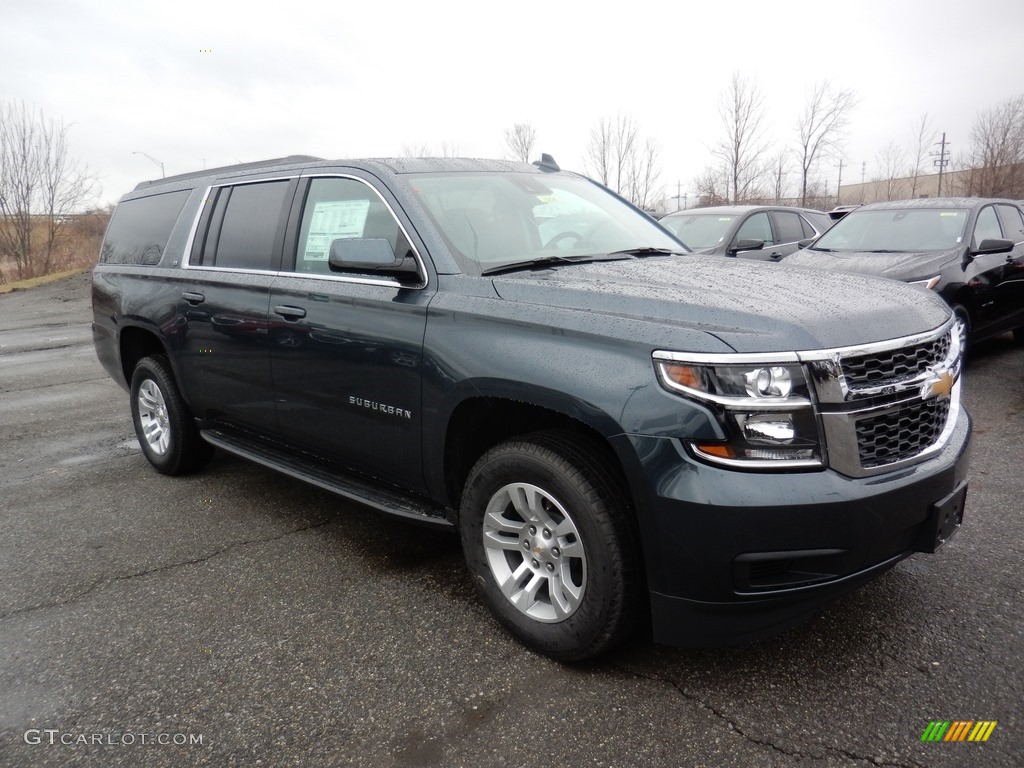 2020 Suburban LT 4WD - Shadow Gray Metallic / Jet Black photo #3