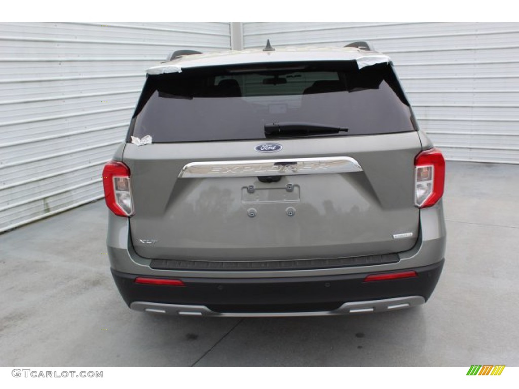 2020 Explorer XLT - Silver Spruce Metallic / Sandstone photo #7