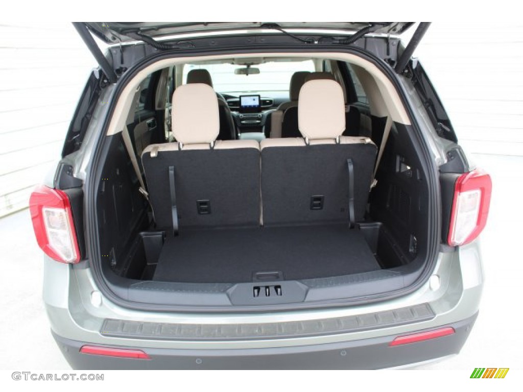 2020 Explorer XLT - Silver Spruce Metallic / Sandstone photo #24