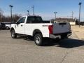 Oxford White - F350 Super Duty XL Regular Cab 4x4 Photo No. 8