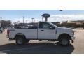 Oxford White - F350 Super Duty XLT Regular Cab 4x4 Photo No. 6